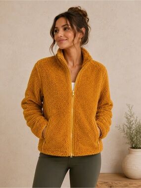 Aritiza TNA XS| Sherpa ‎ Zip Up Mustard/ Hiking/ Cozycore /Granola/ Boho